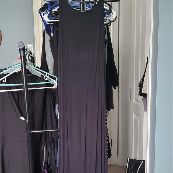 Summer Maxi Dress - Picture 3 of 5